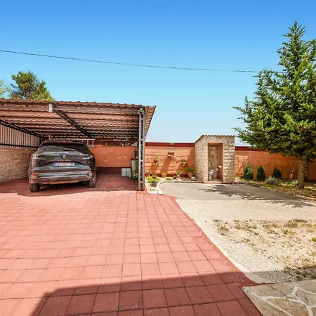 Gorgeous Home In Lisicic *