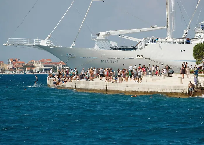 Σπίτι διακοπών Awesome Home In Lisicic With Wifi