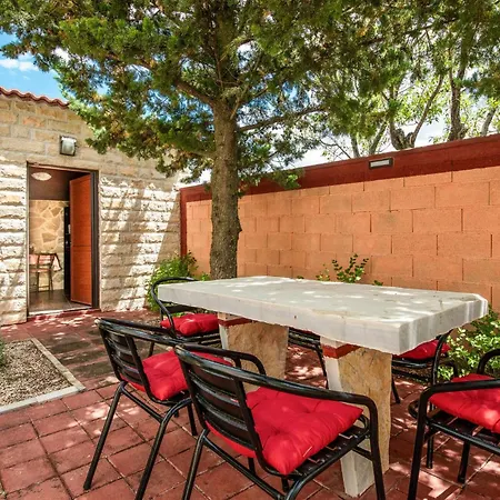 Awesome Home In Lisicic With Wifi 別荘 *